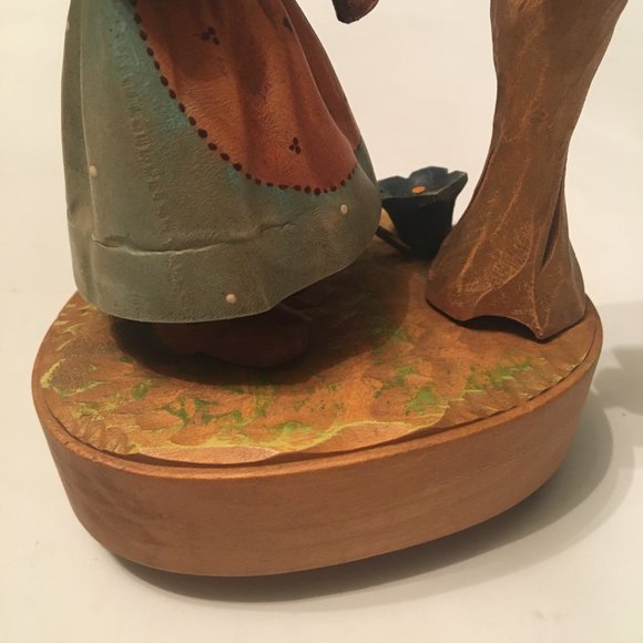 Vintage Wooden  Girl Playing Flute - Picture 3 of 11